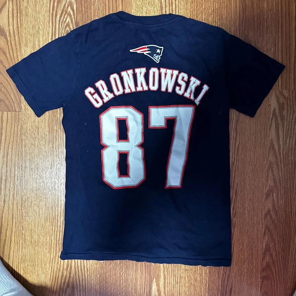Patriots Gronk T-Shirt USED Youth Medium
